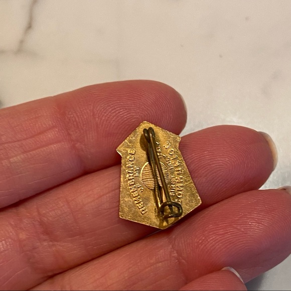 Vtg First Holy Communion Pin - Picture 3 of 4